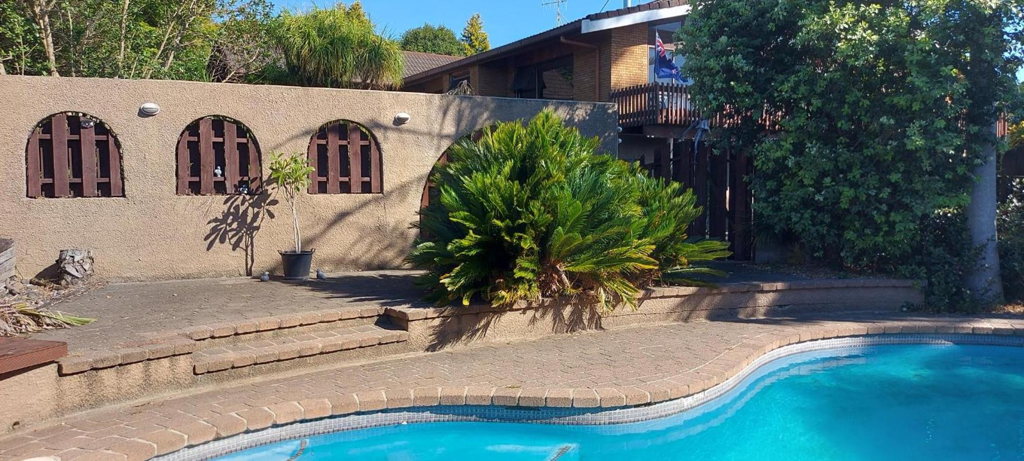 Haley'S Cabin Tauranga Exterior photo